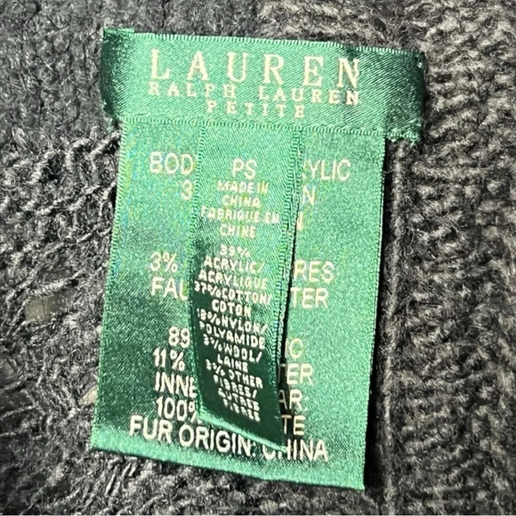 1419.‎ LAUREN RALPH LAUREN KNITTED SLEEVELESS VEST WITH FAUX FUR BLACK IN COLOR - Picture 5 of 9